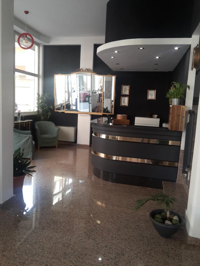 Hotel Antares Garni Giulianova Exterior photo
